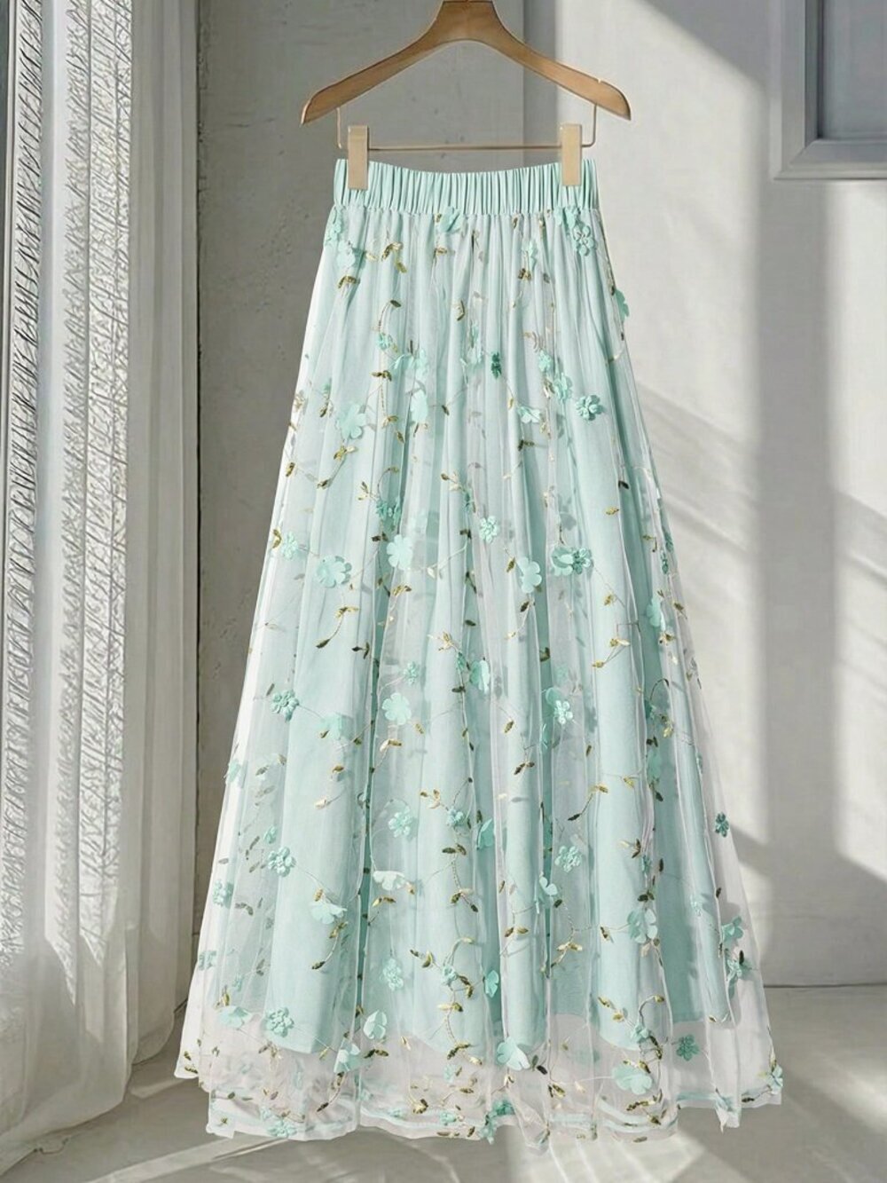Mint Green Boho Women's Elegant Embroidered Mesh Floral A-Line Skirt - Picture 2 of 4